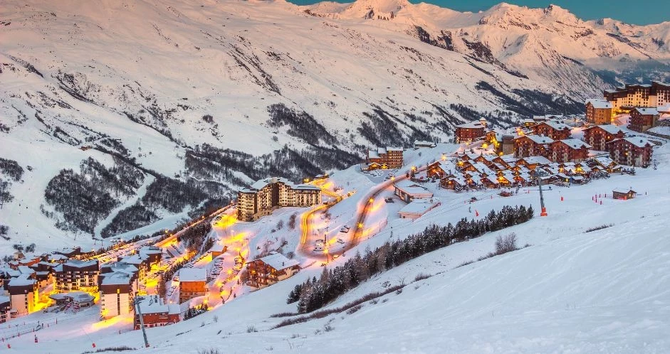 voyages-simone-sejour-ski-les-menuires-vacances-filles
